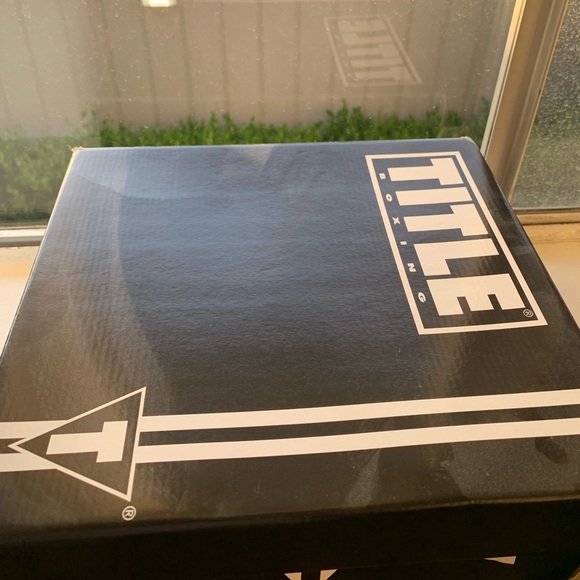 Title boxing shoes. Used once, like new - Picture 2 of 7